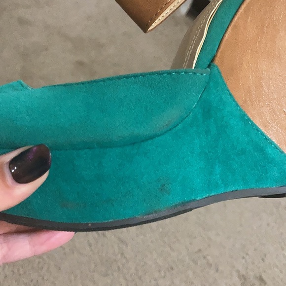 Charlotte Russe green suede/brown pleather wedges - Picture 8 of 9